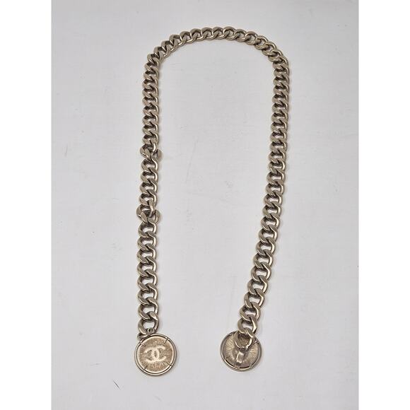 Classy Chanel Gold-tone Interlocking CC Charm Chain link Belt M sz main image 7